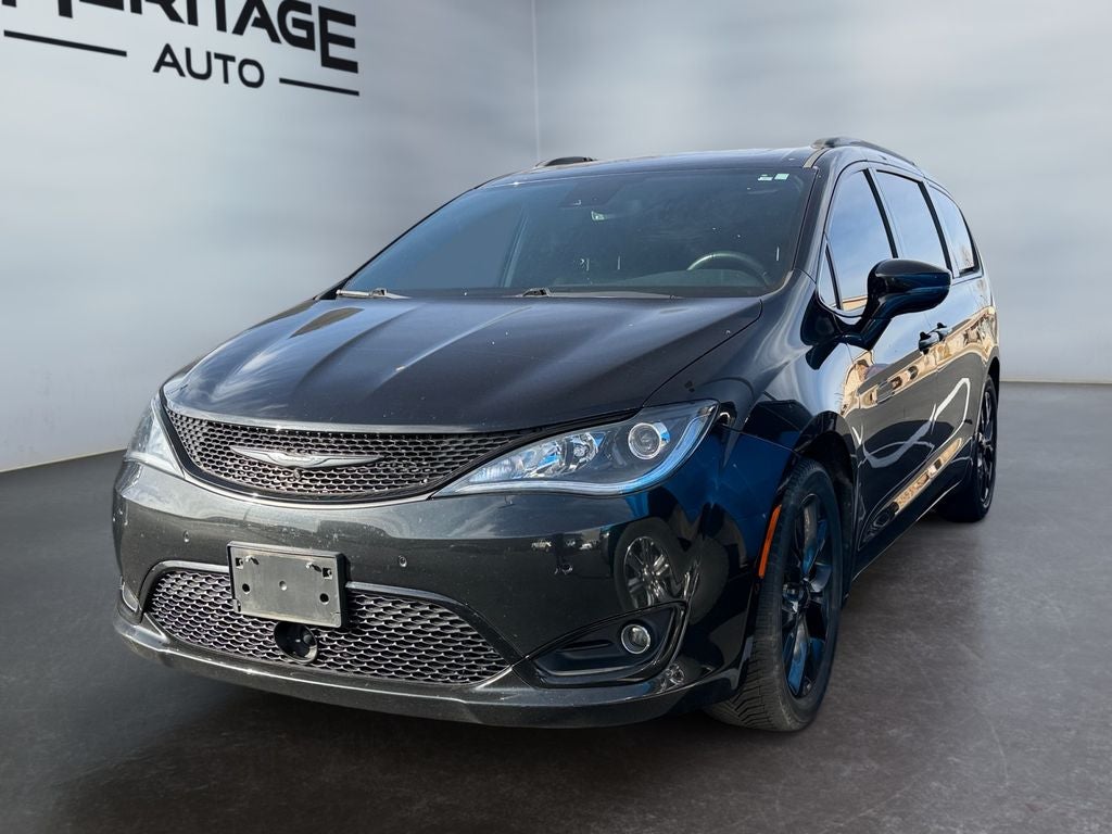 2020 Chrysler Pacifica Limited 35th Anniversary