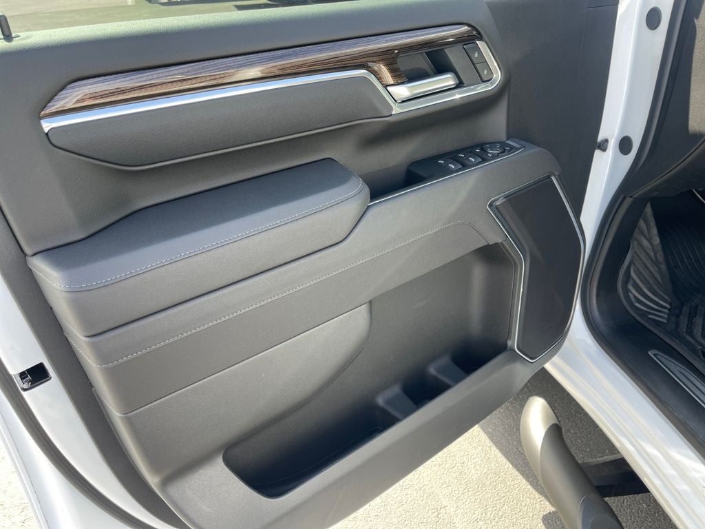 2026 Chevrolet Silverado LT