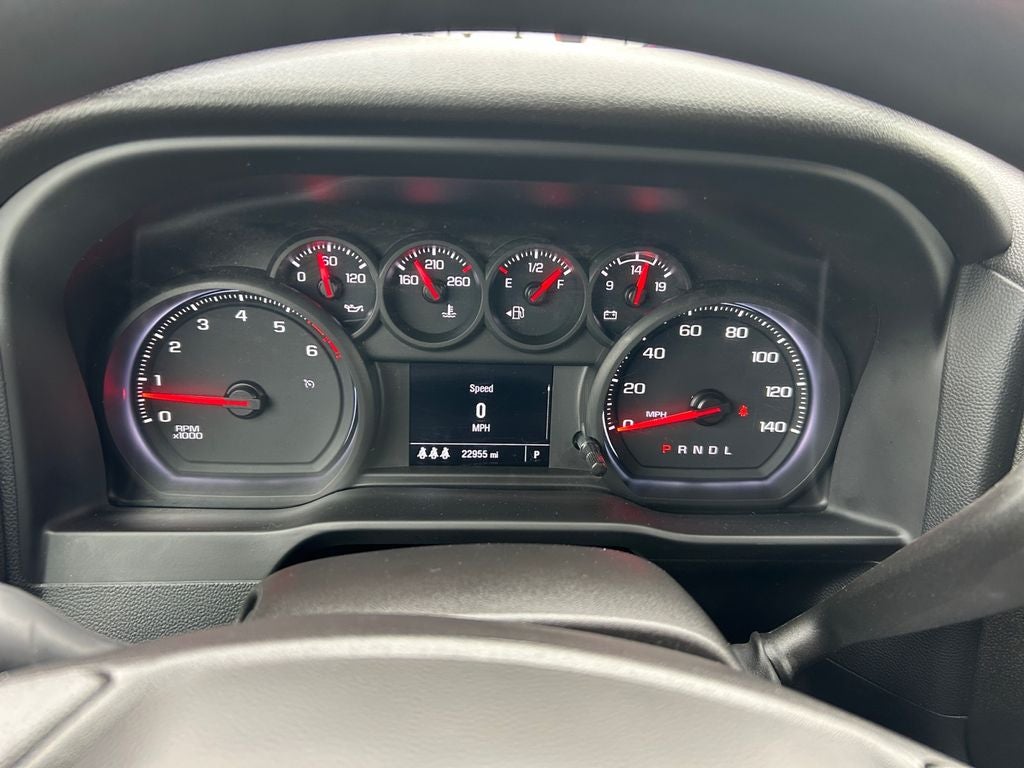 2024 Chevrolet Silverado Custom