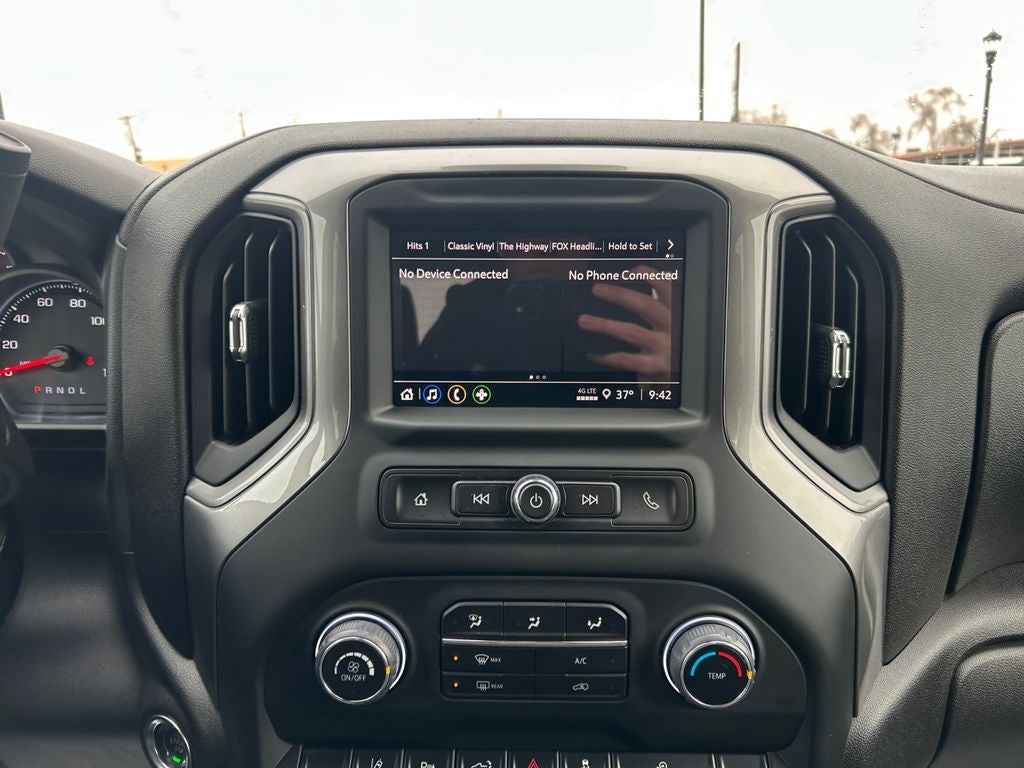 2024 Chevrolet Silverado Custom