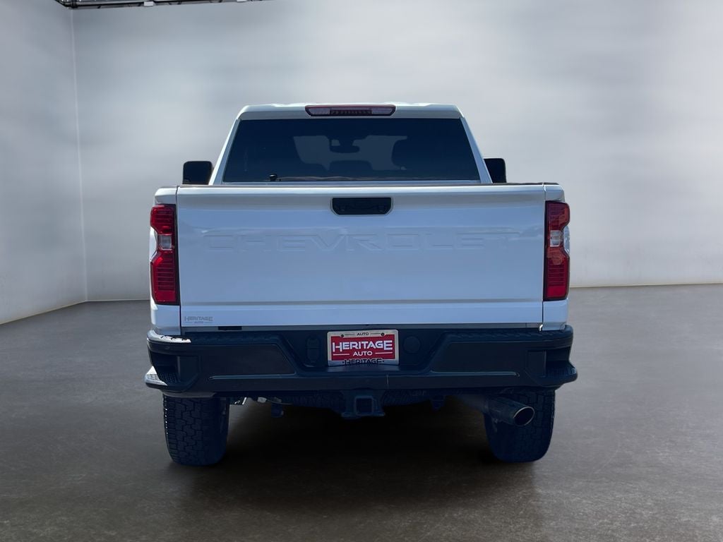 2022 Chevrolet Silverado Custom