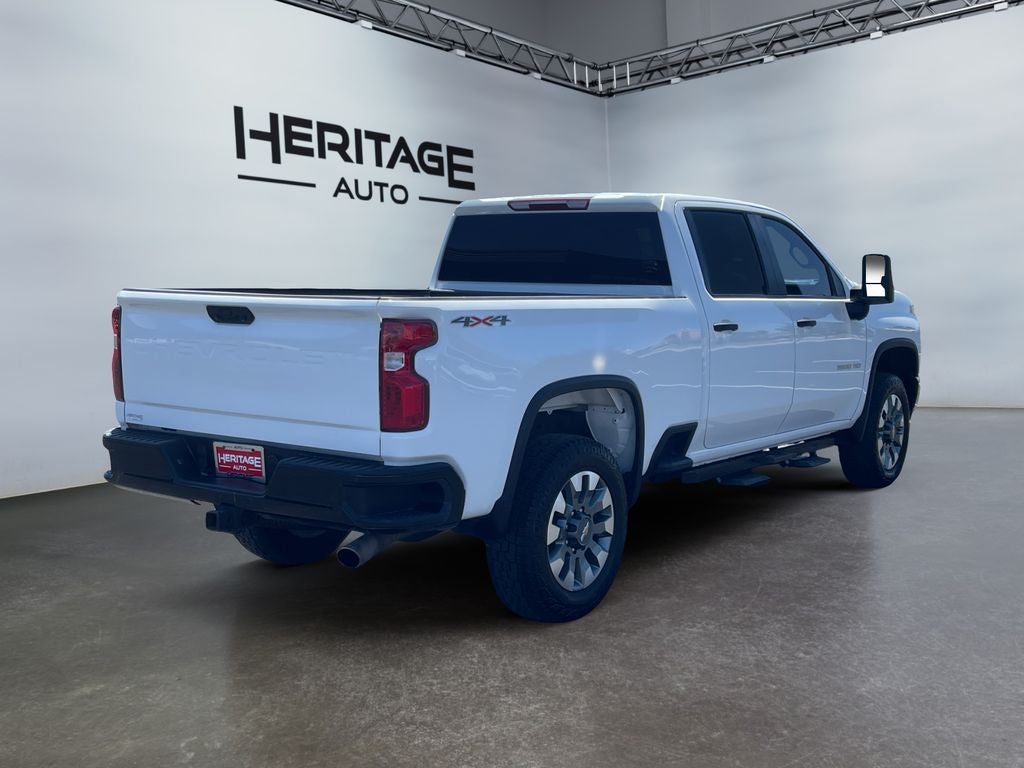 2022 Chevrolet Silverado 2500HD Custom - Photo 5