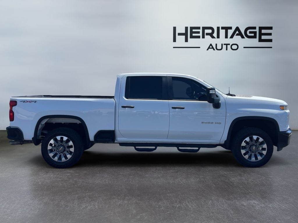 2022 Chevrolet Silverado 2500HD Custom - Photo 6