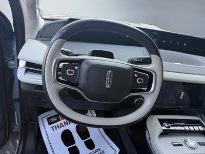 2025 Lincoln Navigator L Reserve