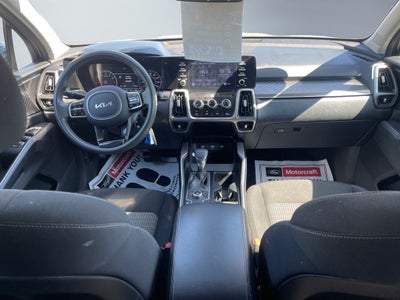 2022 Kia Sorento LX