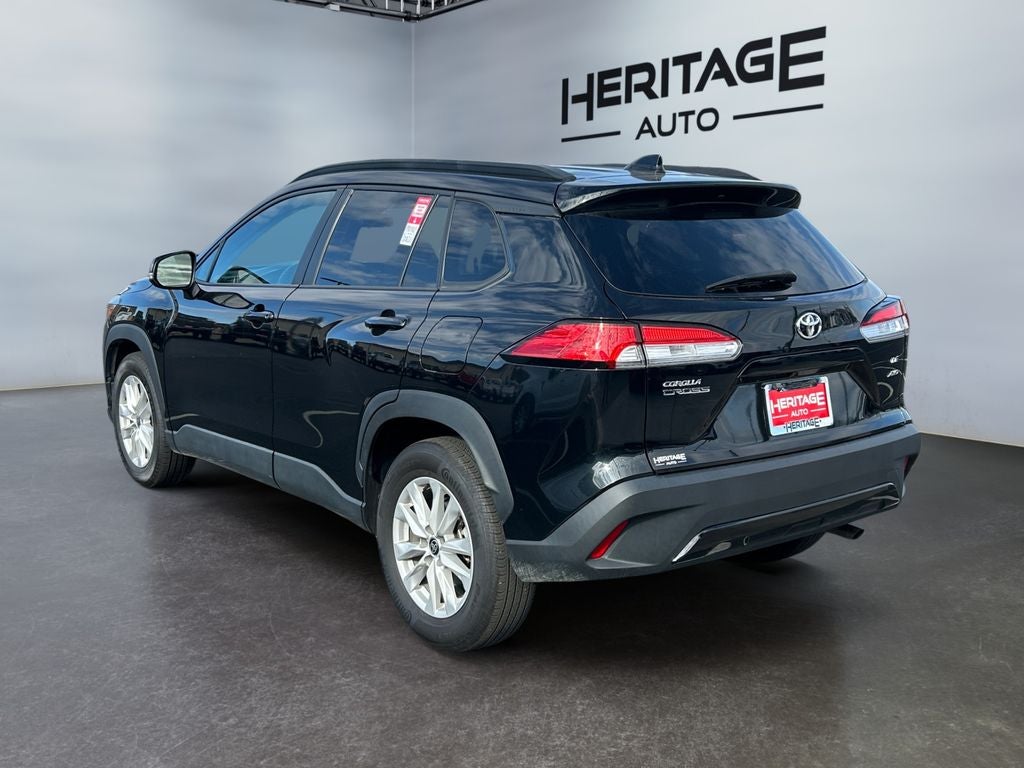 2024 Toyota Corolla Cross LE