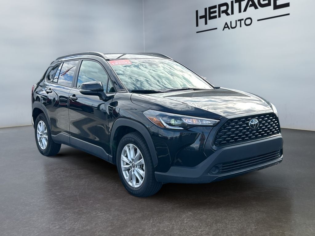 2024 Toyota Corolla Cross LE