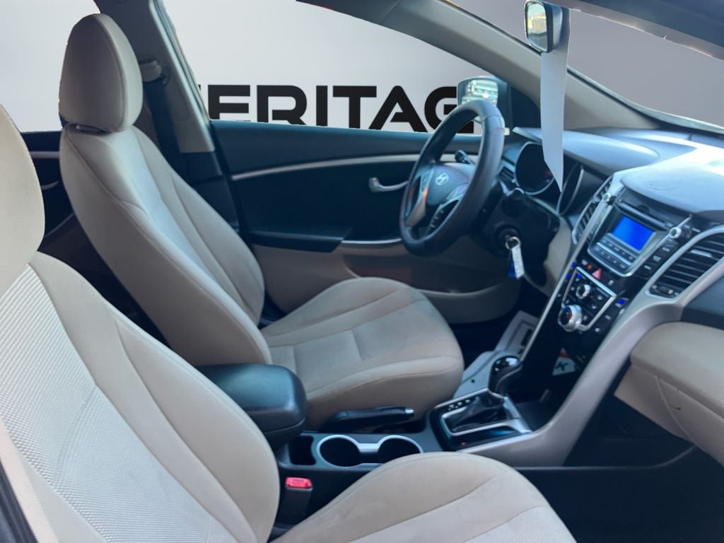 2016 Hyundai Elantra GT Base