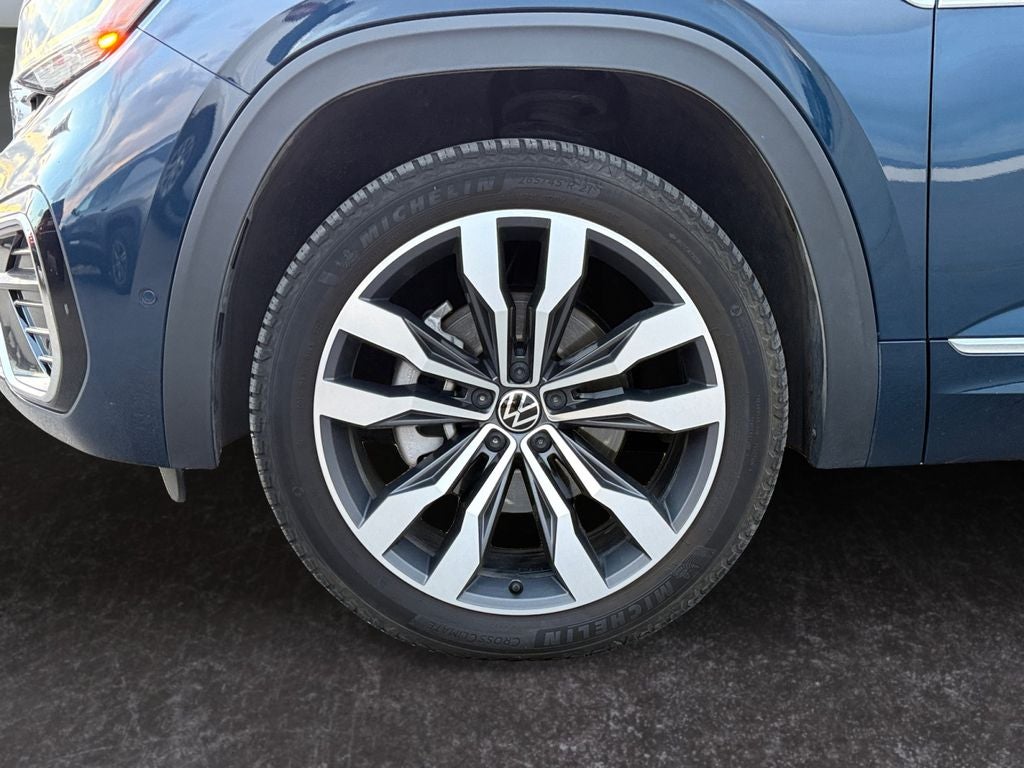 2022 Volkswagen Atlas Cross Sport 3.6L V6 SEL Premium R-Line