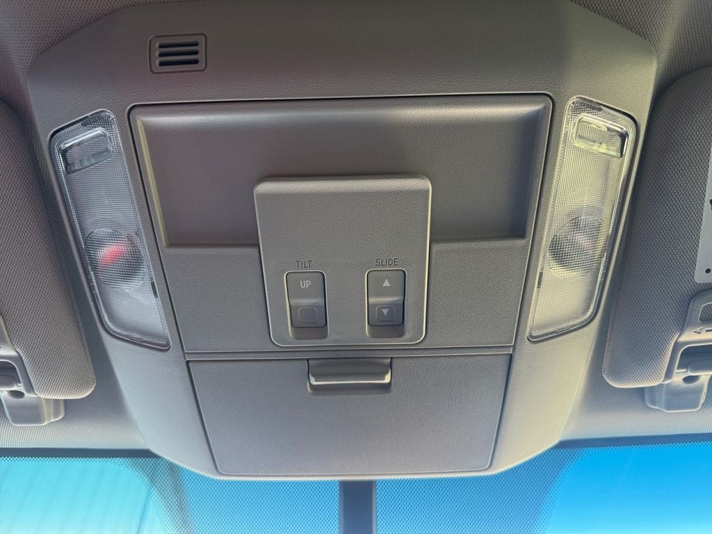 2017 Toyota Tundra 4WD Platinum