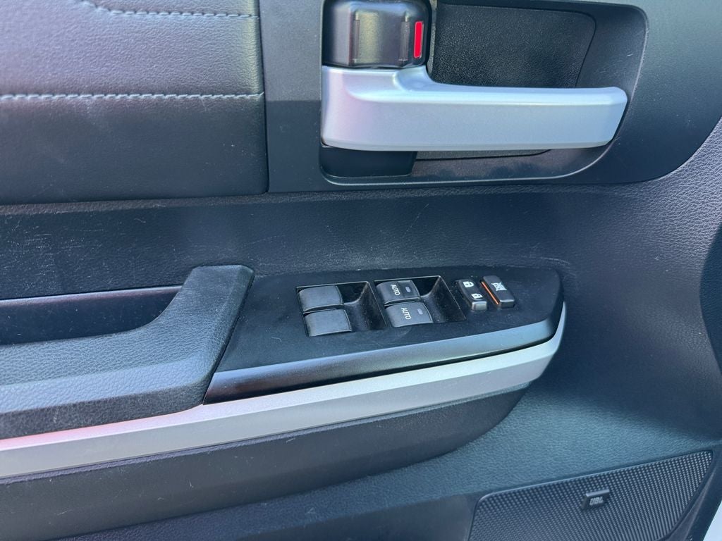2015 Toyota Tundra 4WD Truck LTD